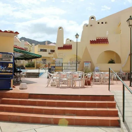 In Mareverde Апартаменти Адехе